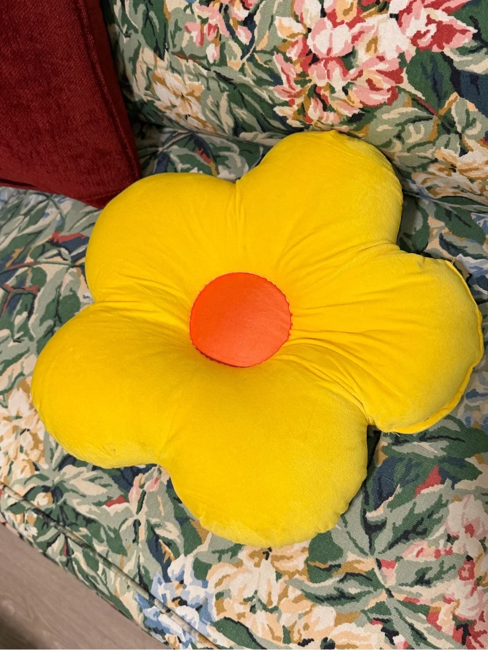 PRETTY SUMMER FLOWER THROW PILLOW